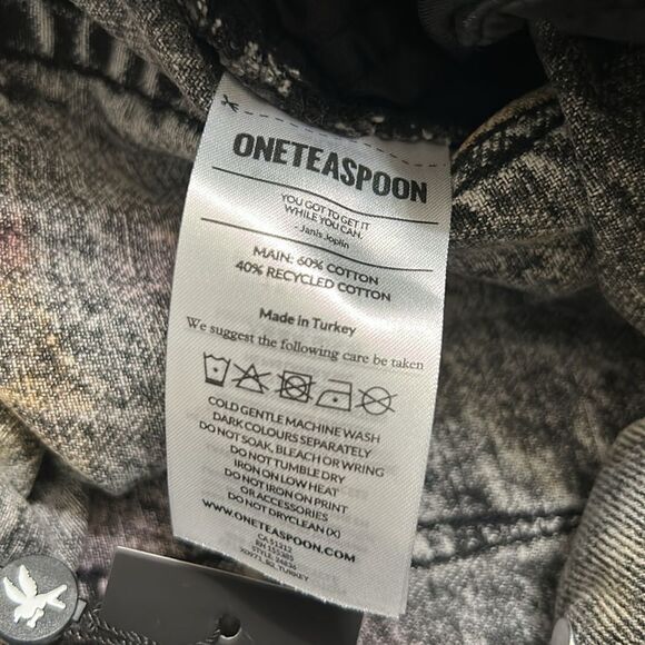 Revolve One Teaspoon Acid Wash Distressed Boyfriend Jeans(Size 32) - Picture 9 of 10